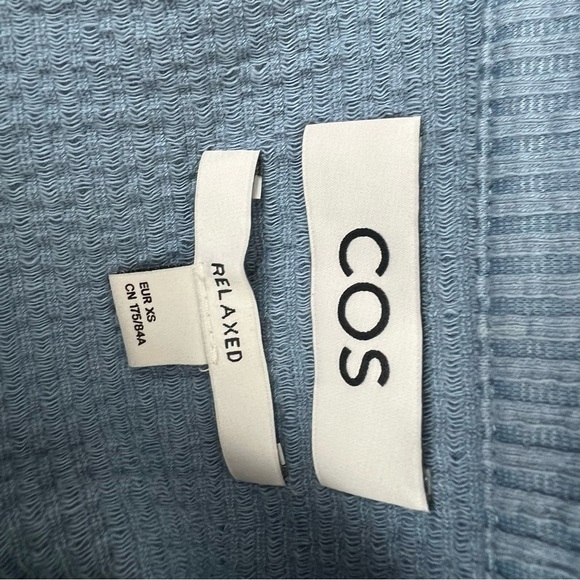 COS Relaxed Collared Short Sleeve Polo Top Light Blue Size XS - Picture 4 of 8